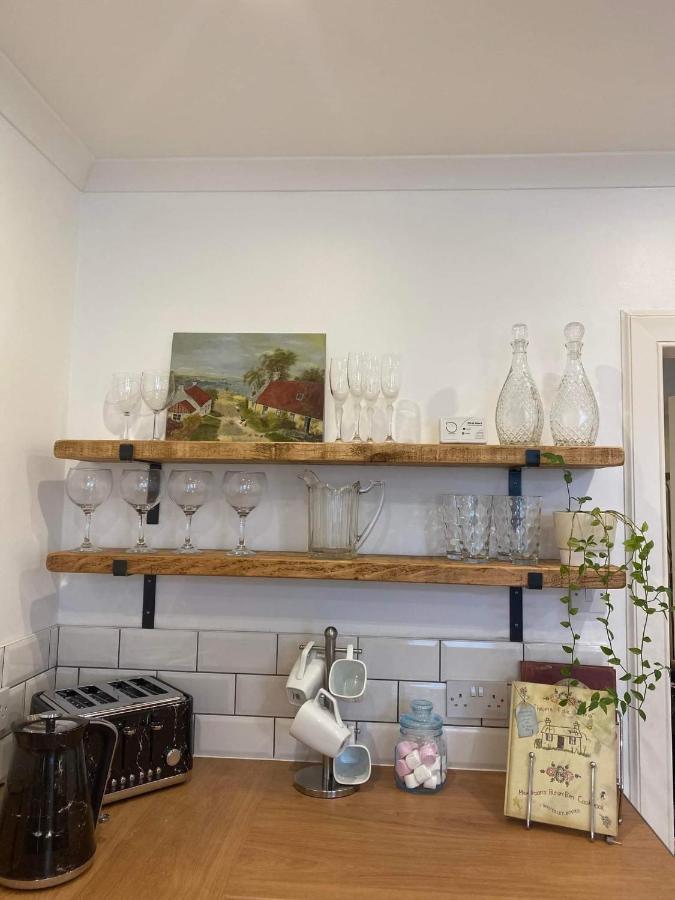 Newburghaprtment Scotland Sleeps 4 Firepit Garden Apartment คูพาร์ ภายนอก รูปภาพ